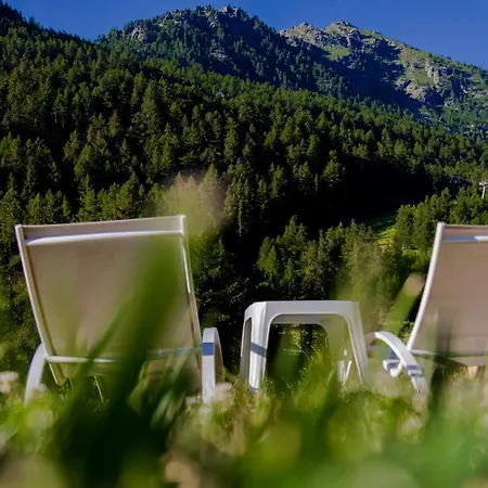 Al Foiron ホテル 3*