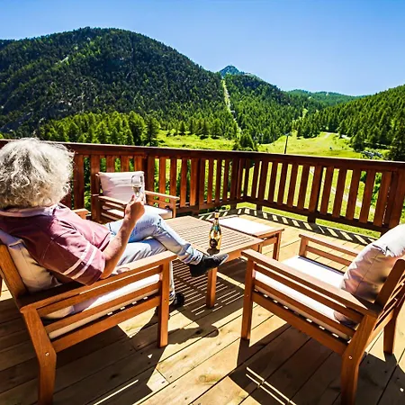 Al Foiron ホテル 3*