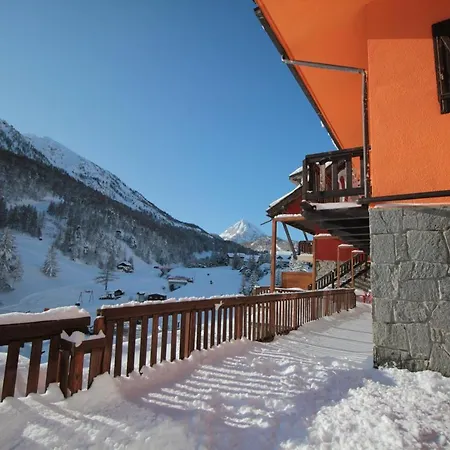 ホテル Al Foiron 3*